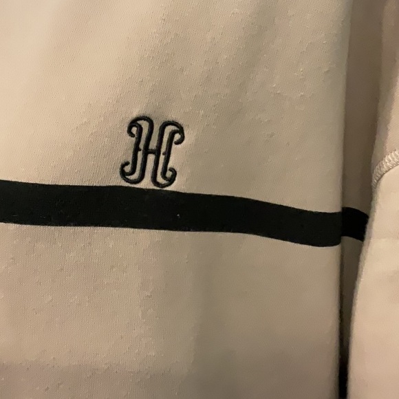 H&M Cream and Black Crewneck Sweater with Stripes - Picture 3 of 6